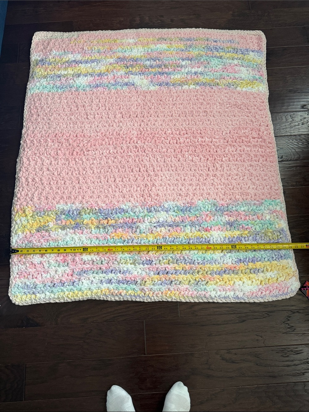NWOT Plush Pink Pastel Patch Throw Blanket - Picture 2 of 5